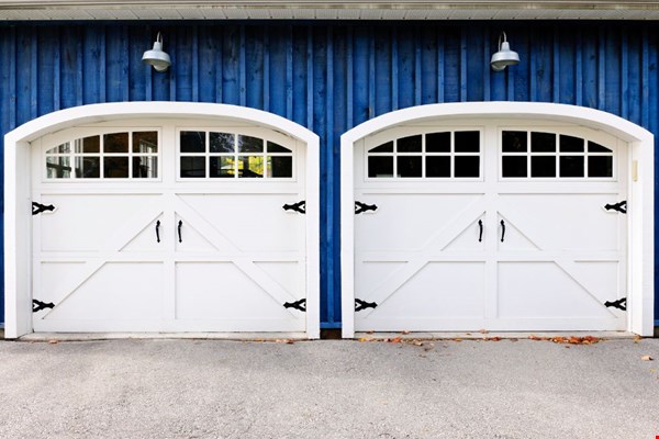Welke garagedeur past bij jullie woning? Welke garagedeur past bij jullie woning?